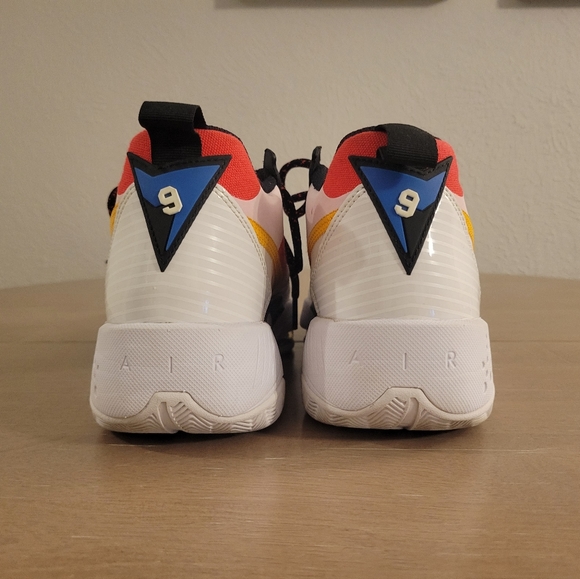 Nike - Air Jordan Zoom ‘92 White Black Siren Red Basketball Sz 5.5 - Picture 4 of 11